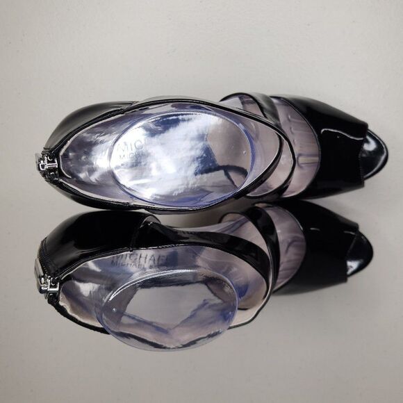 GORGEOUS MICHAEL KORS PATENT LEATHER Strappy HEELS Size 9.5 - Picture 5 of 9